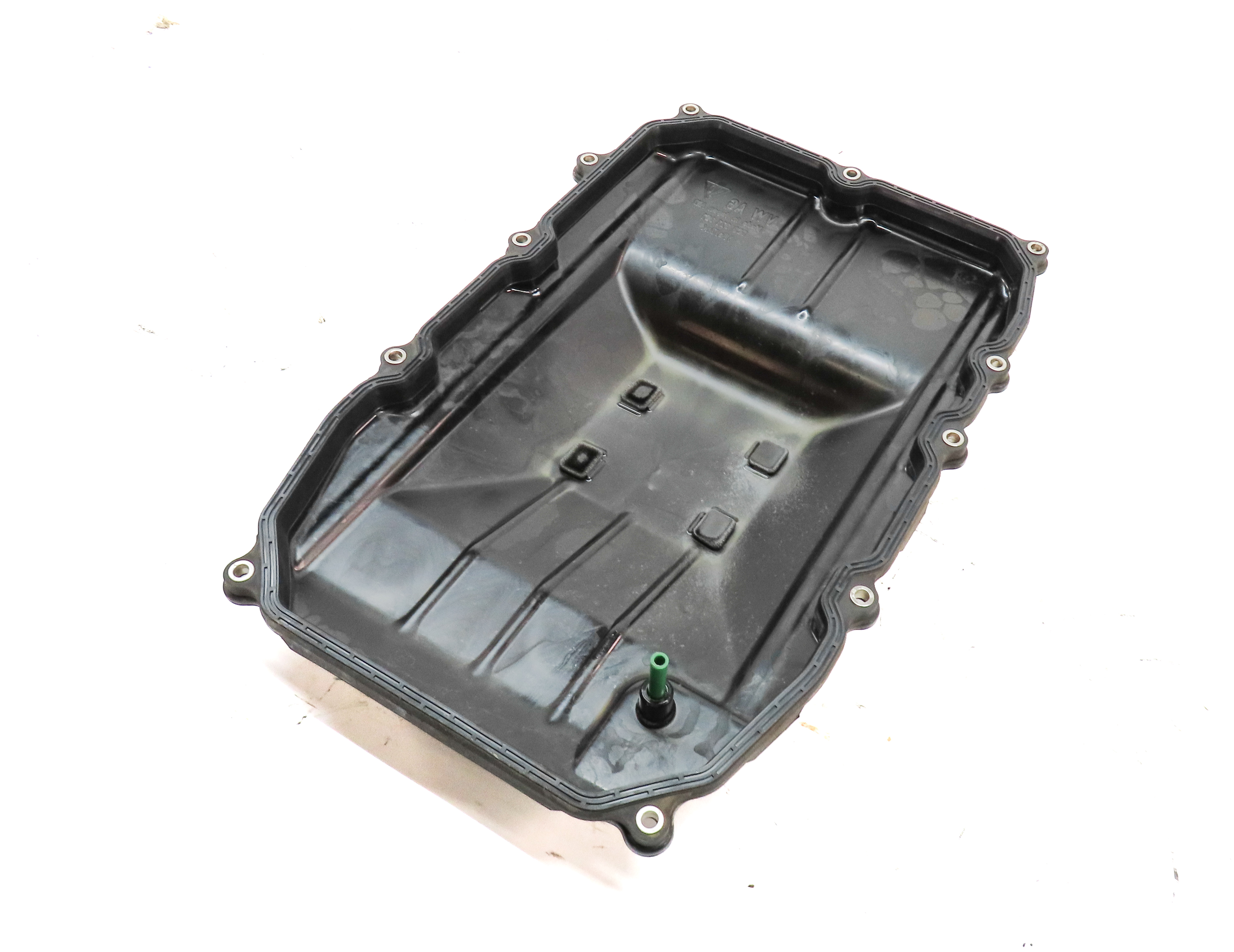 2011-2017 VW TOUAREG AUDI Q7 (4L) 3.0L 3.6L ENGINE AUTO TRANSMISSION OIL PAN — exact item pictured